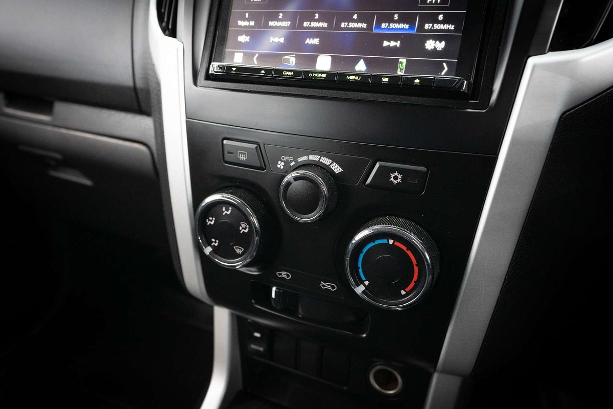 2017 Isuzu D-MAX LS-M 4X4