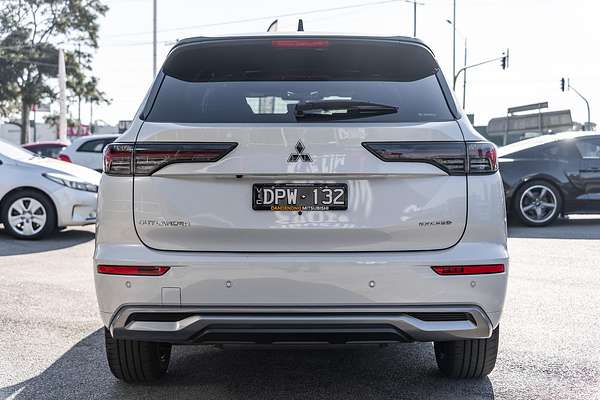2025 Mitsubishi Outlander Exceed Tourer ZM