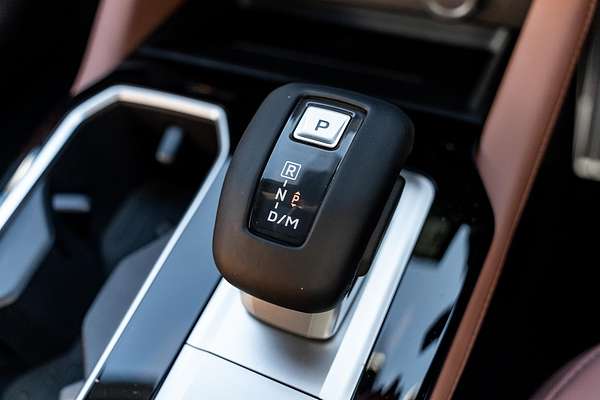 2025 Mitsubishi Outlander Exceed Tourer ZM