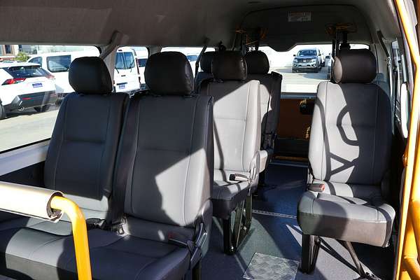 2018 Toyota Hiace Commuter KDH223R