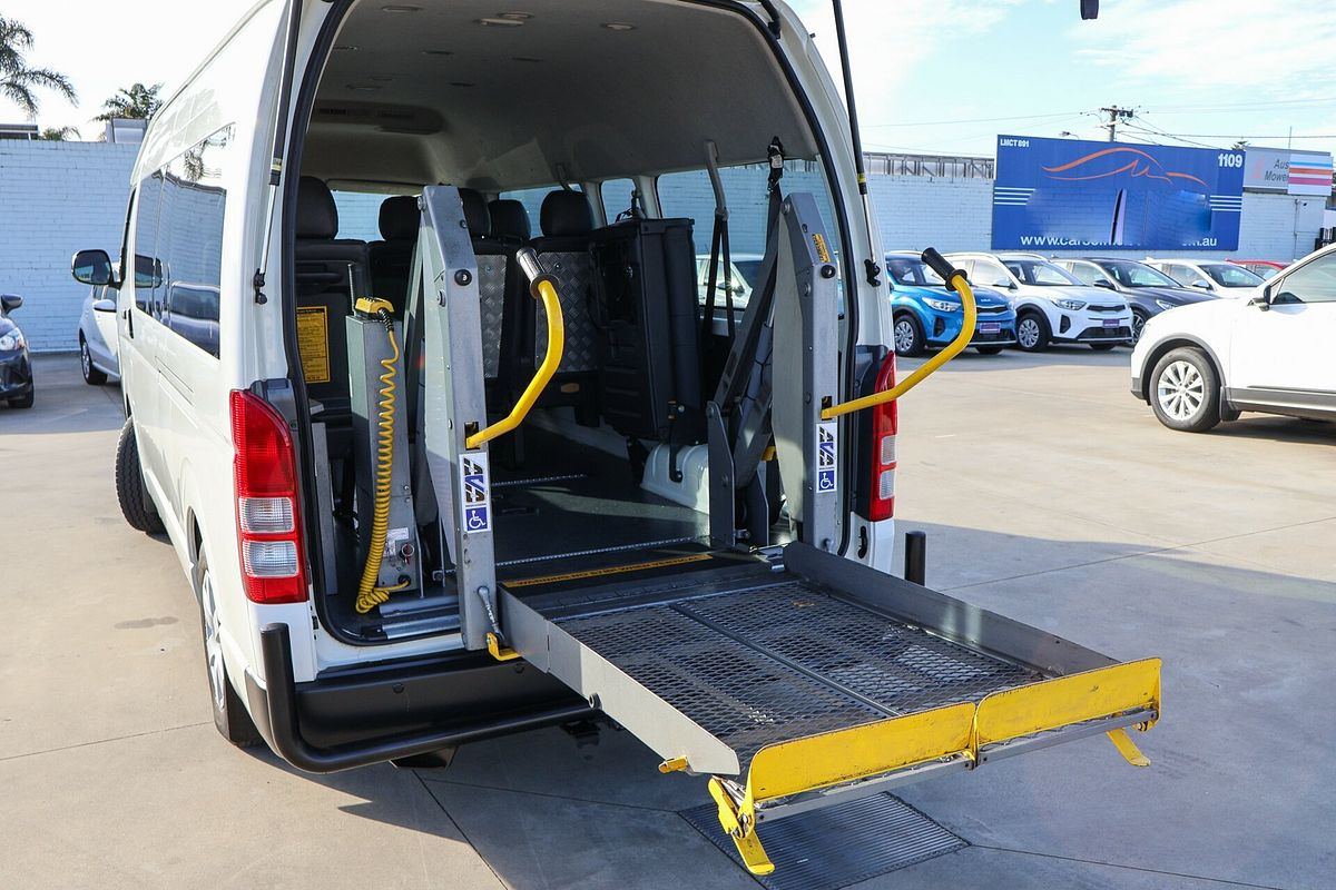 2018 Toyota Hiace Commuter KDH223R