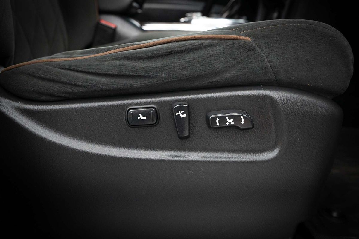 2013 Nissan Patrol ST-L Y62