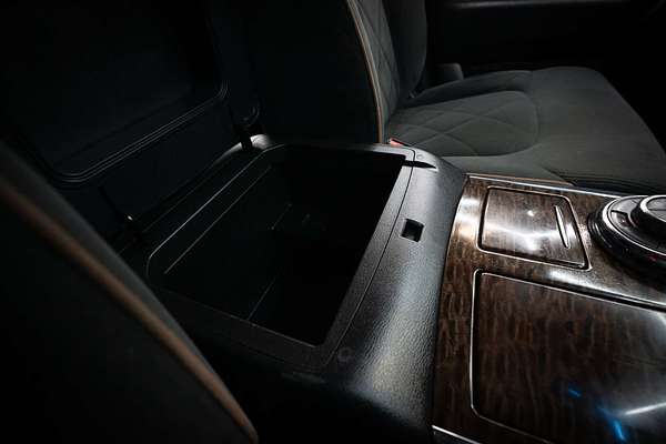 2013 Nissan Patrol ST-L Y62