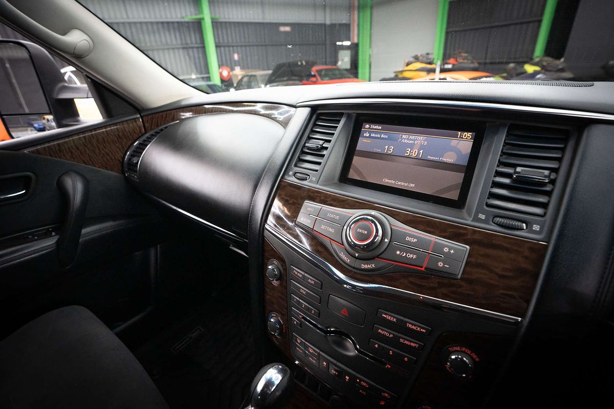 2013 Nissan Patrol ST-L Y62