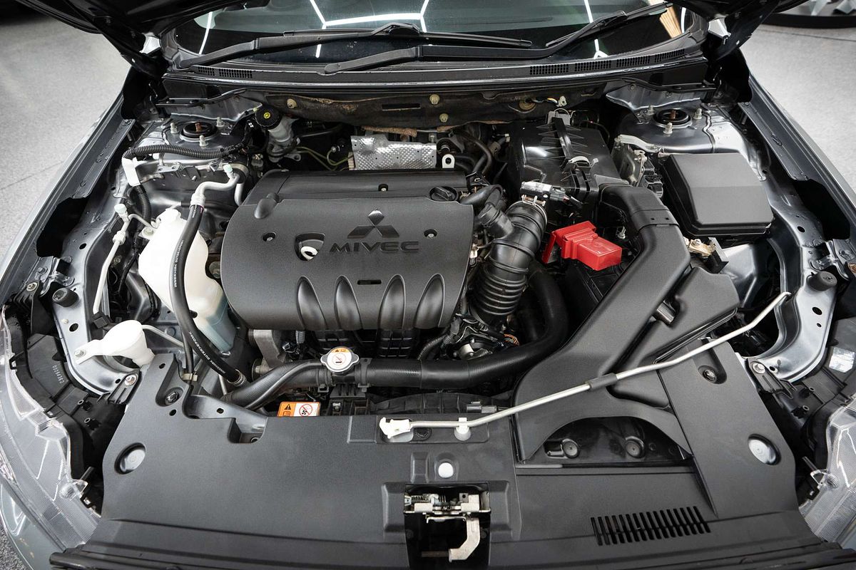 2013 Mitsubishi Lancer ES CJ