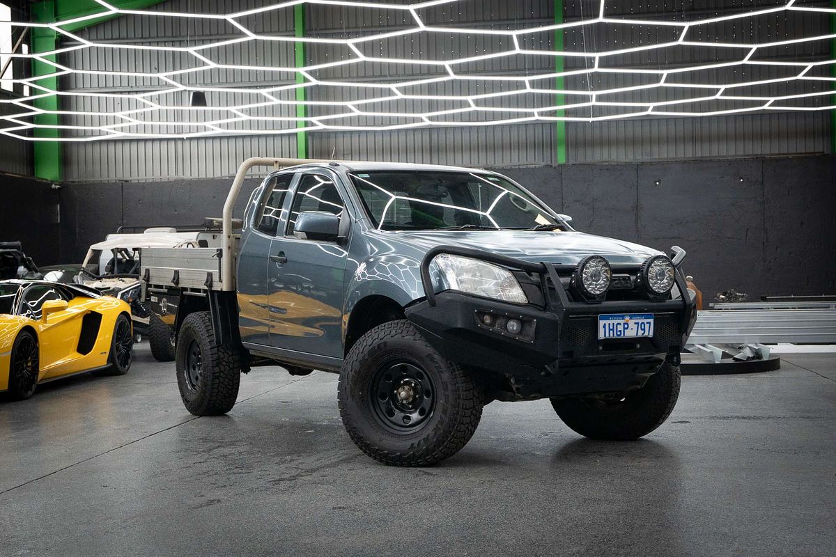 2012 Isuzu D-MAX SX 4X4