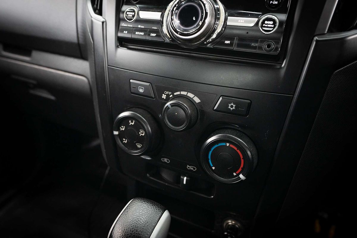 2012 Isuzu D-MAX SX 4X4