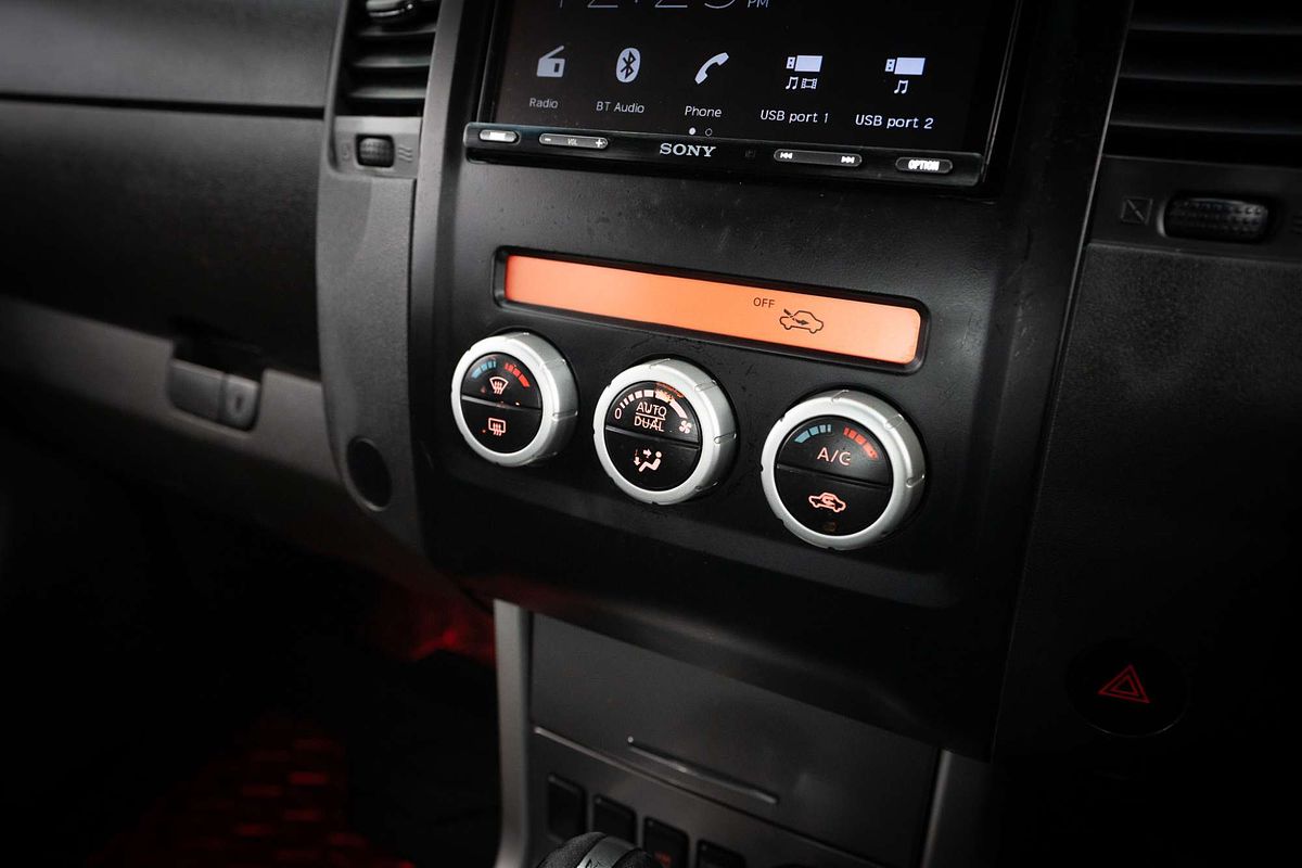 2014 Nissan Navara ST D40 Series 6 4X4