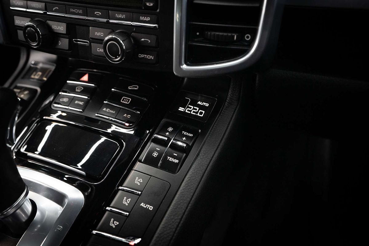 2014 Porsche Cayenne Diesel 92A