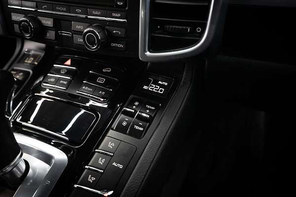 2014 Porsche Cayenne Diesel 92A