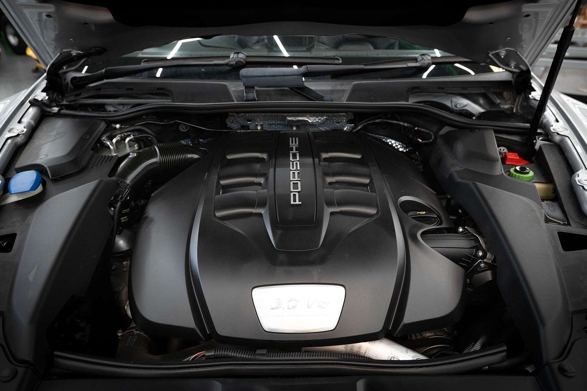2014 Porsche Cayenne Diesel 92A