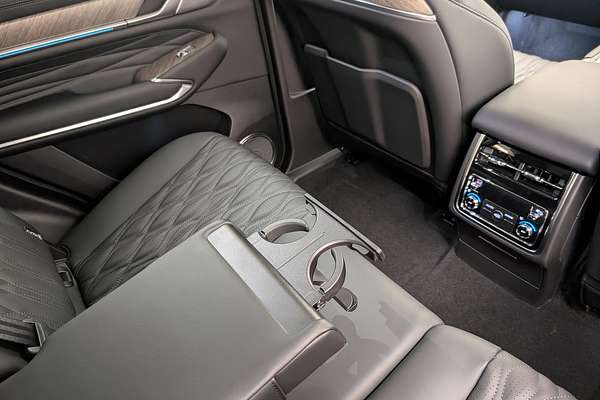 2025 GWM Tank 500 Vanta Hybrid P03