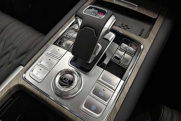2025 GWM Tank 500 Vanta Hybrid P03