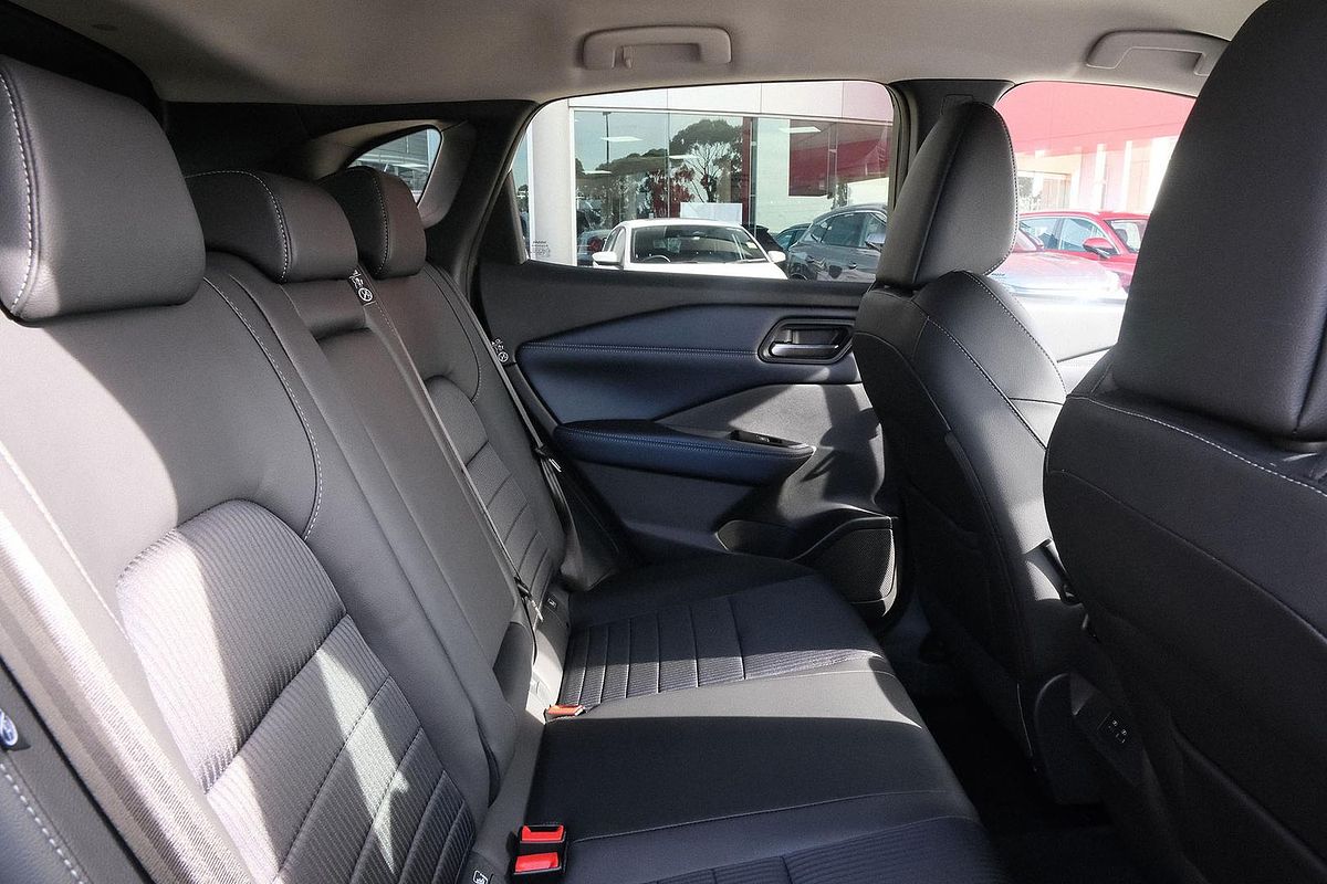 2023 Nissan QASHQAI ST-L J12