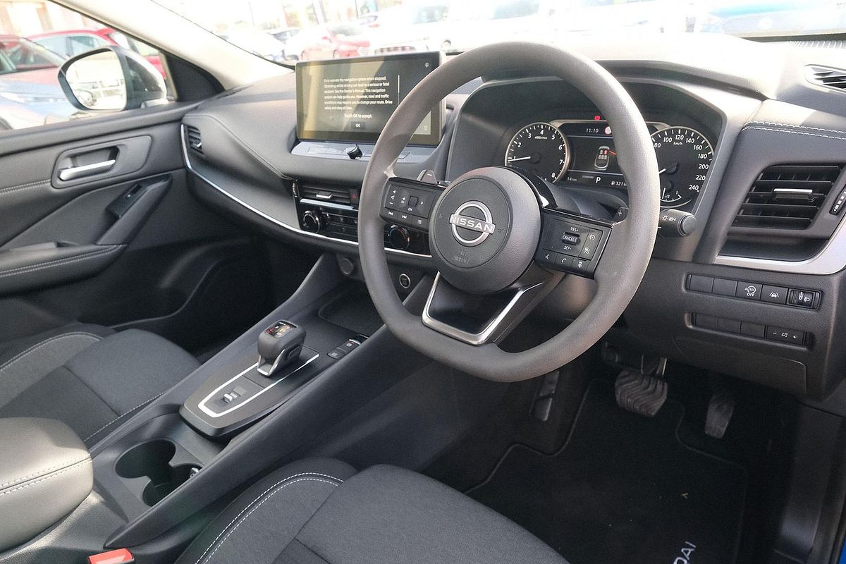 2024 Nissan QASHQAI ST+ J12