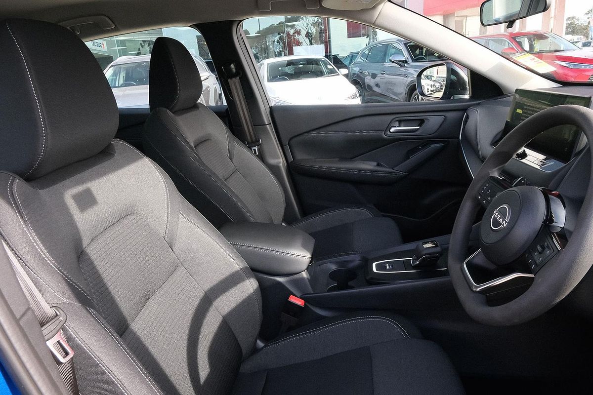 2024 Nissan QASHQAI ST+ J12