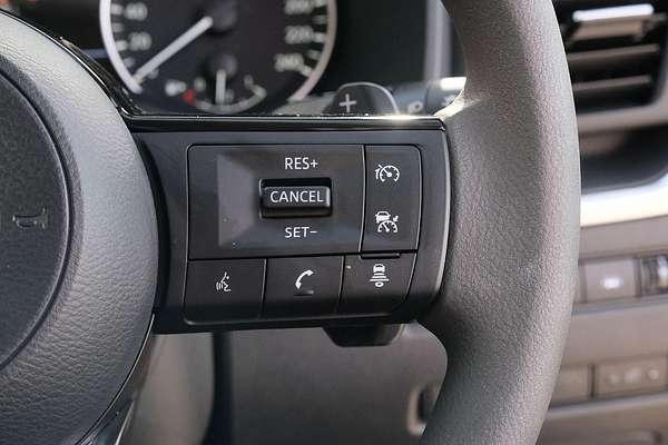 2024 Nissan QASHQAI ST+ J12