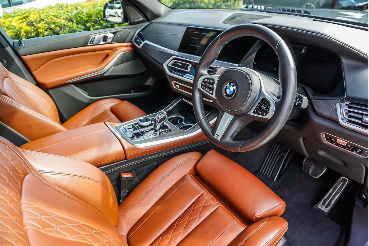 2020 BMW X5 M50i G05