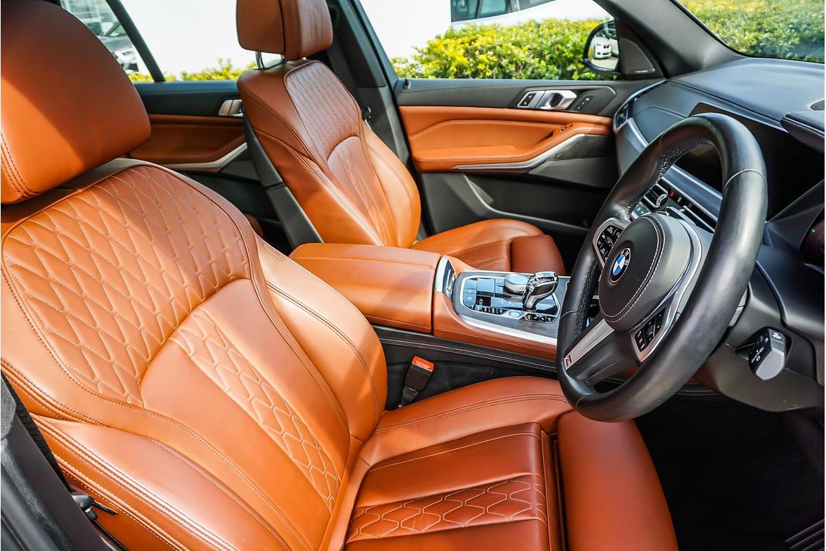 2020 BMW X5 M50i G05