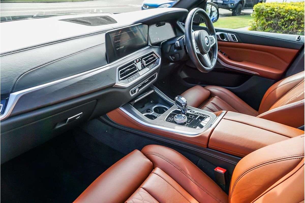 2020 BMW X5 M50i G05