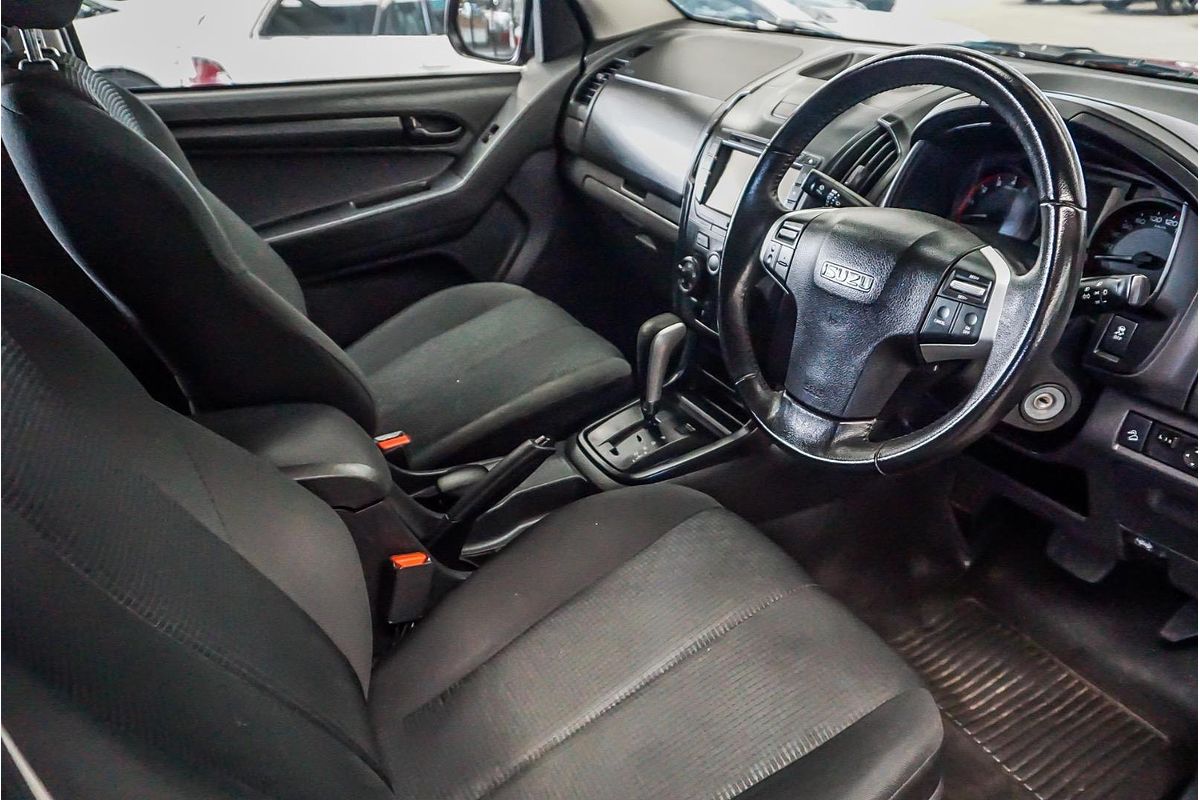 2017 Isuzu D-MAX SX High Ride Rear Wheel Drive