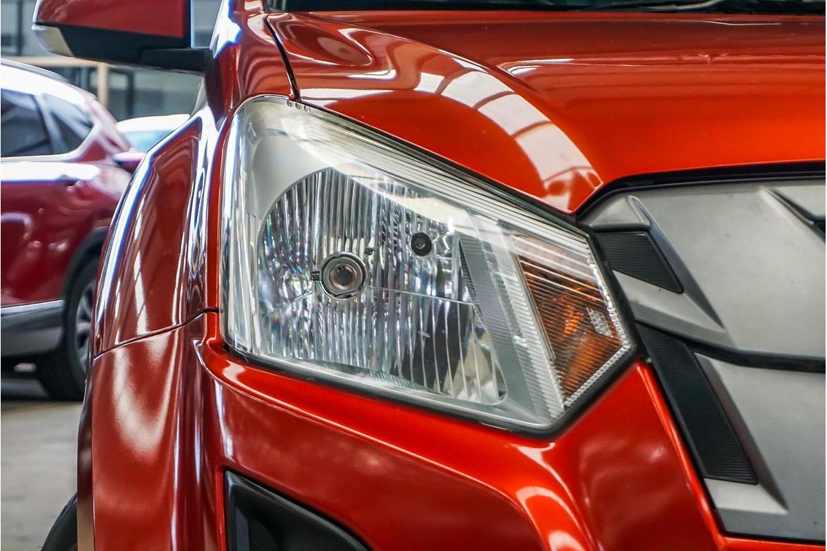 2017 Isuzu D-MAX SX High Ride Rear Wheel Drive
