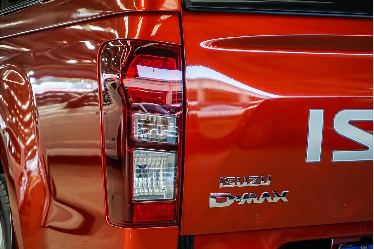 2017 Isuzu D-MAX SX High Ride Rear Wheel Drive