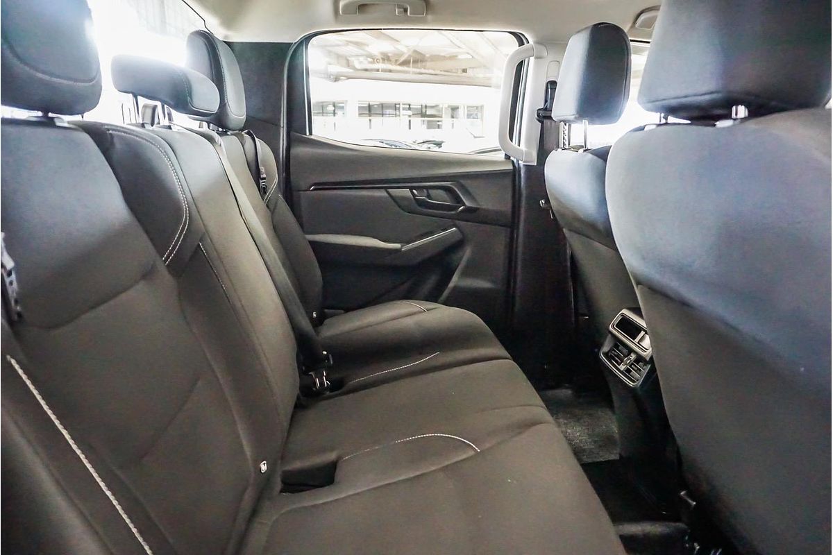 2020 Isuzu D-MAX SX High Ride Rear Wheel Drive
