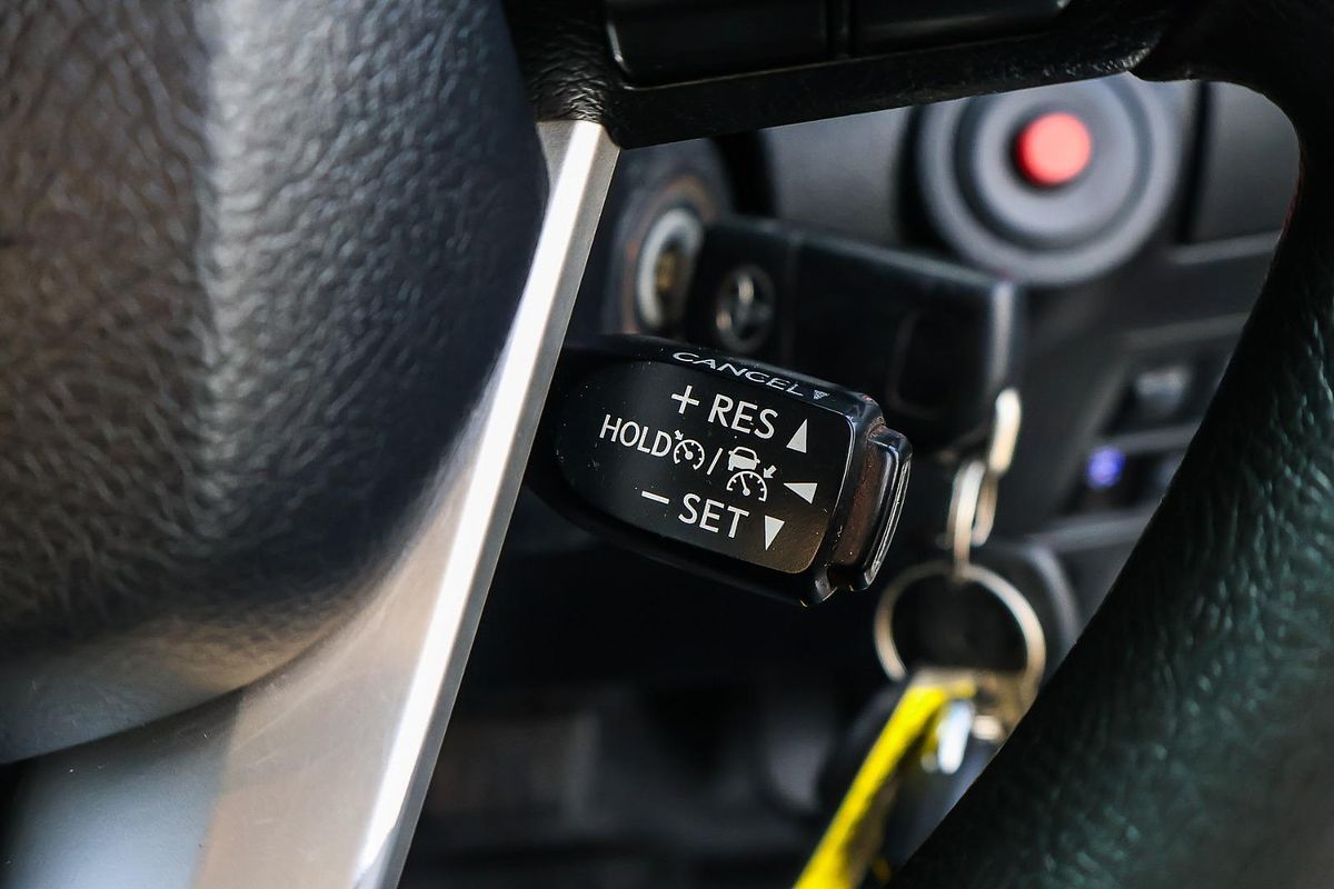 2020 Toyota Hilux SR GUN126R 4X4