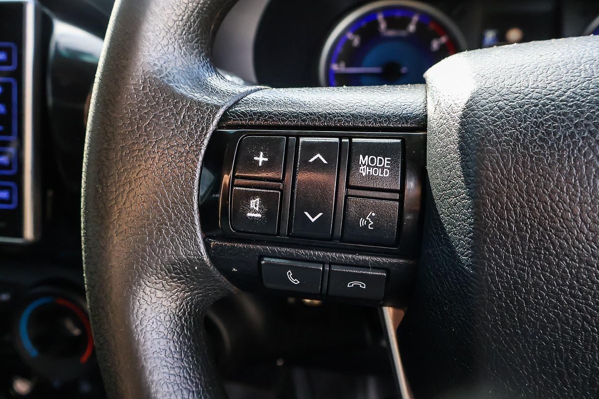 2020 Toyota Hilux SR GUN126R 4X4