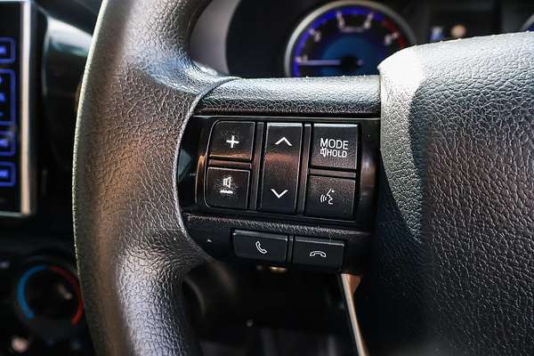 2020 Toyota Hilux SR GUN126R 4X4