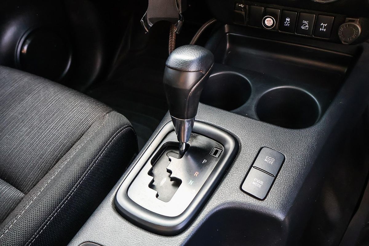 2020 Toyota Hilux SR GUN126R 4X4