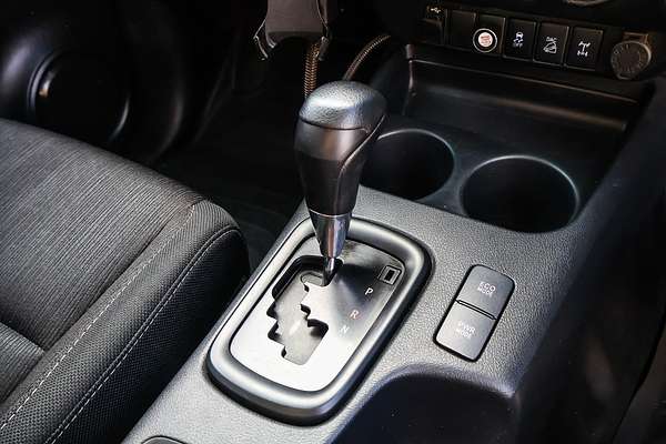 2020 Toyota Hilux SR GUN126R 4X4