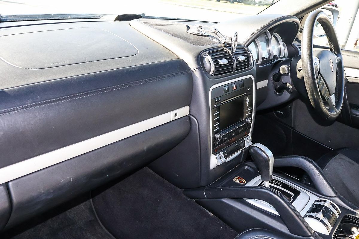2009 Porsche Cayenne GTS 9PA