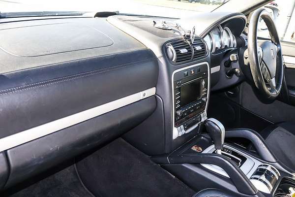 2009 Porsche Cayenne GTS 9PA
