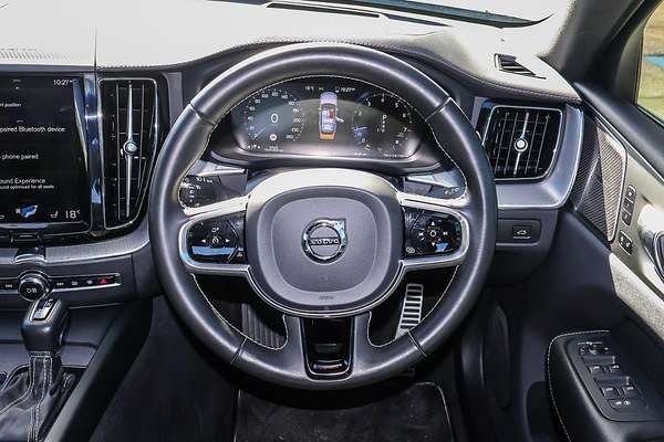 2021 Volvo XC60 T6 R-Design