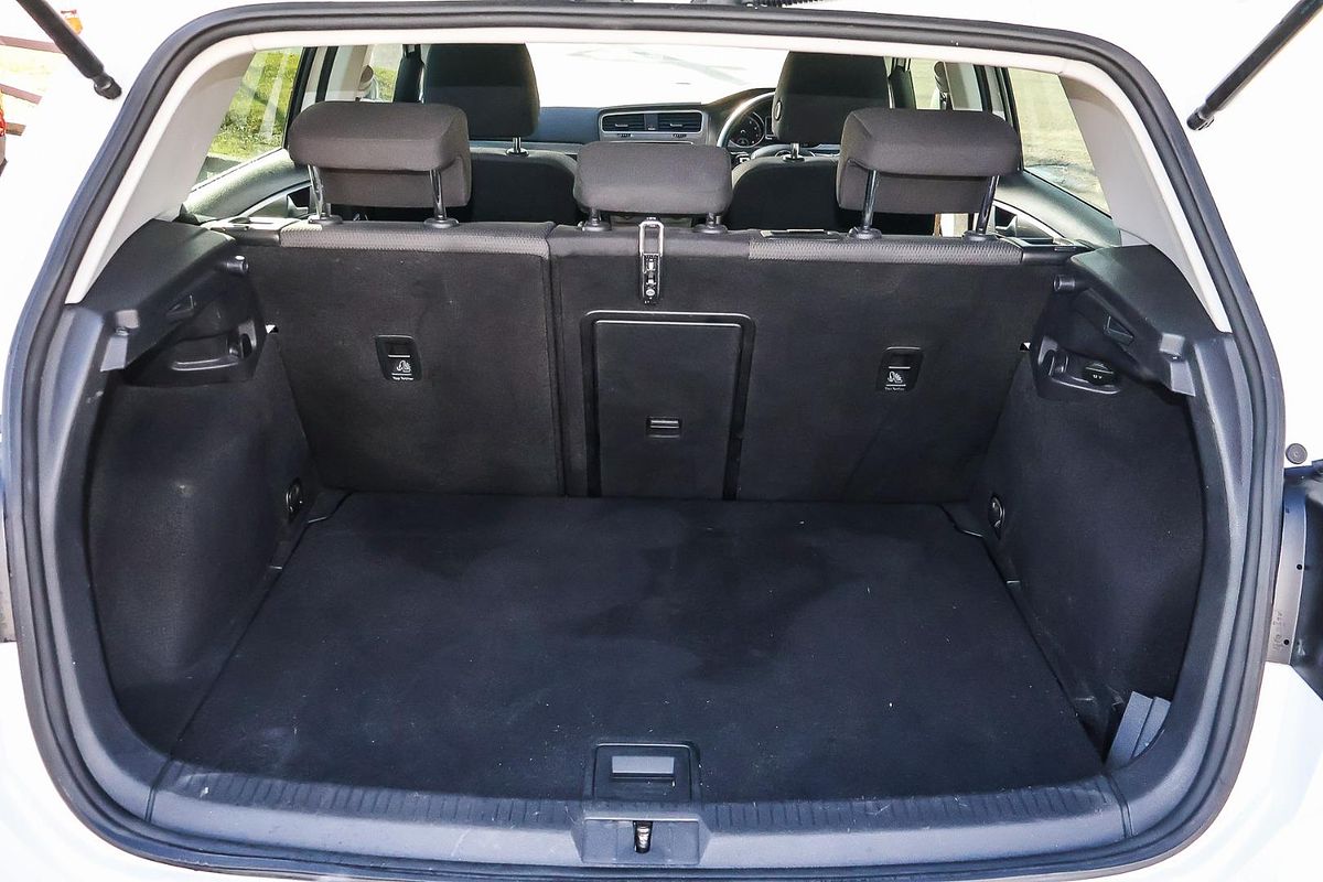 2014 Volkswagen Golf 90TSI Comfortline 7