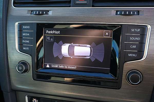 2014 Volkswagen Golf 90TSI Comfortline 7
