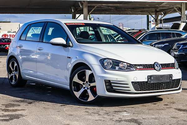 2014 Volkswagen Golf GTI 7