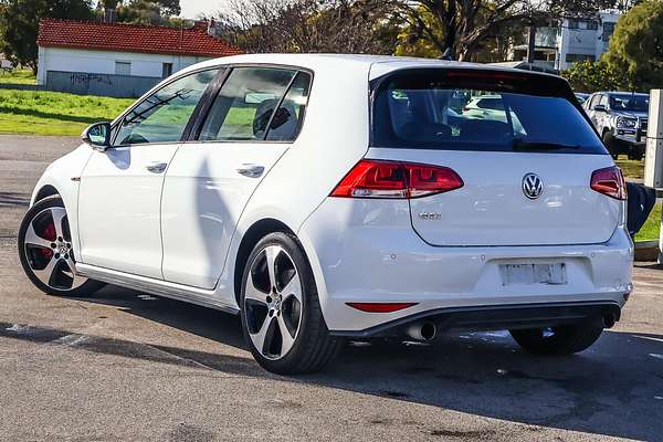 2014 Volkswagen Golf GTI 7