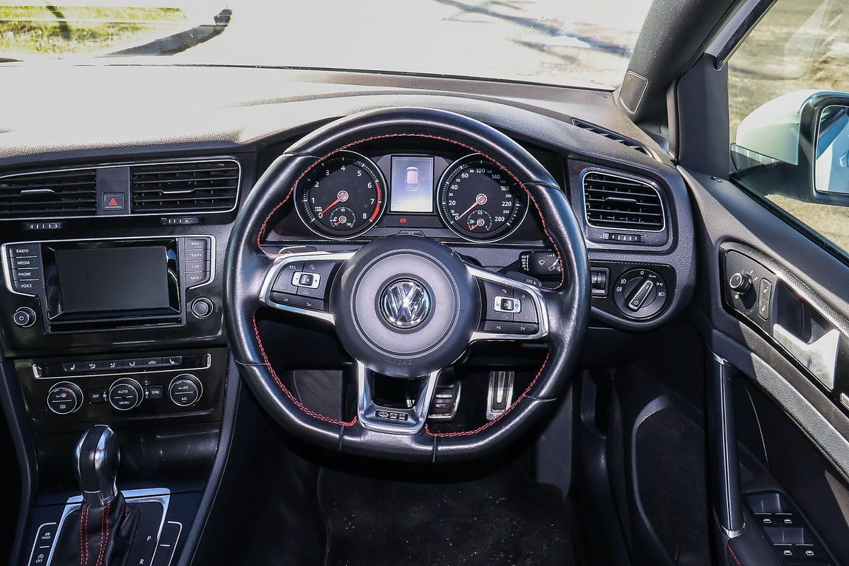 2014 Volkswagen Golf GTI 7