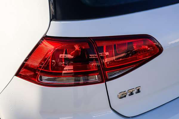2014 Volkswagen Golf GTI 7
