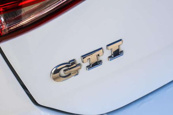 2014 Volkswagen Golf GTI 7