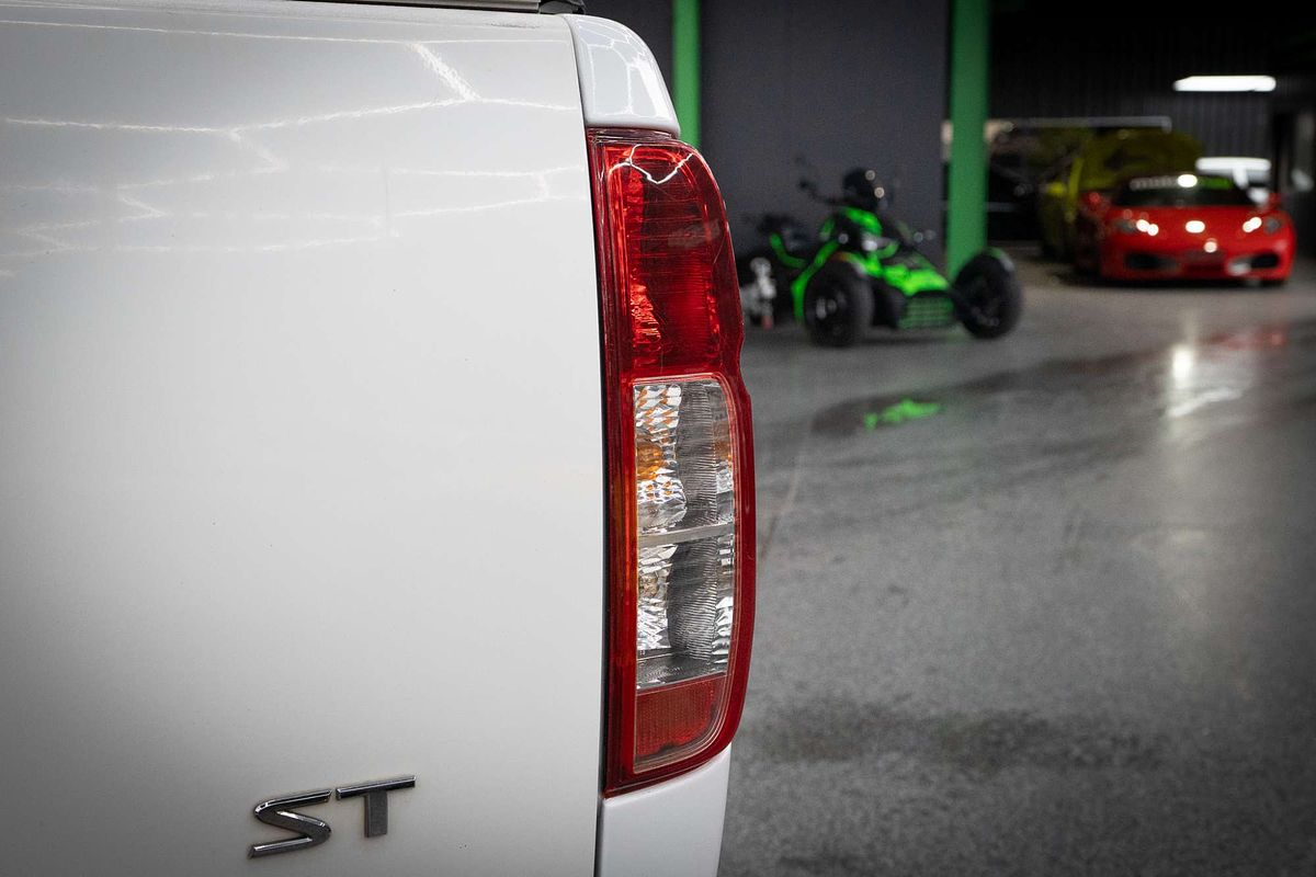 2013 Nissan Navara ST D40 Series 6 4X4