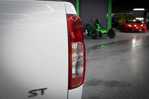 2013 Nissan Navara ST D40 Series 6 4X4