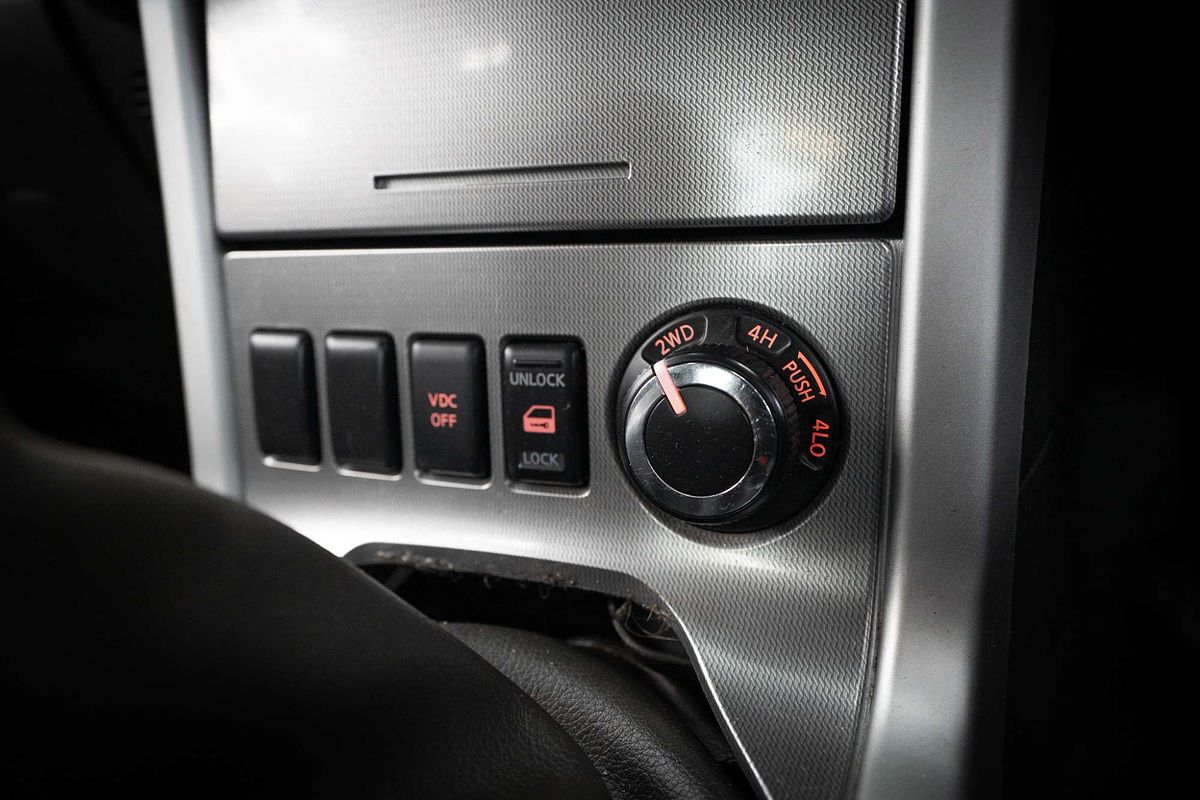 2013 Nissan Navara ST D40 Series 6 4X4