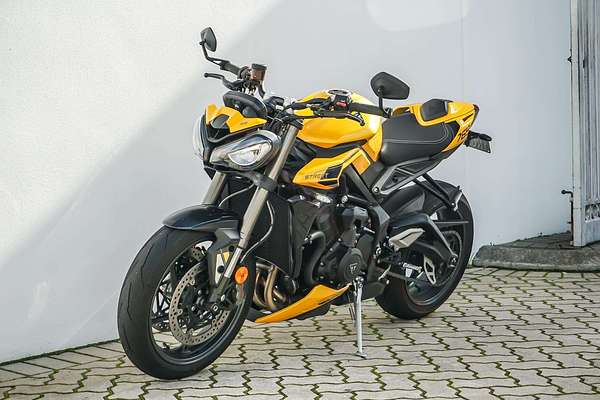 2023 Triumph STREET TRIPLE