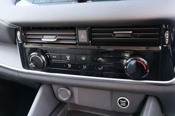 2024 Nissan QASHQAI ST+ J12