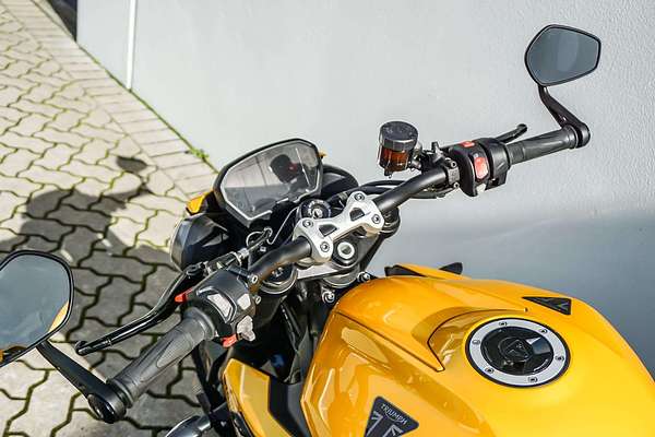 2023 Triumph STREET TRIPLE