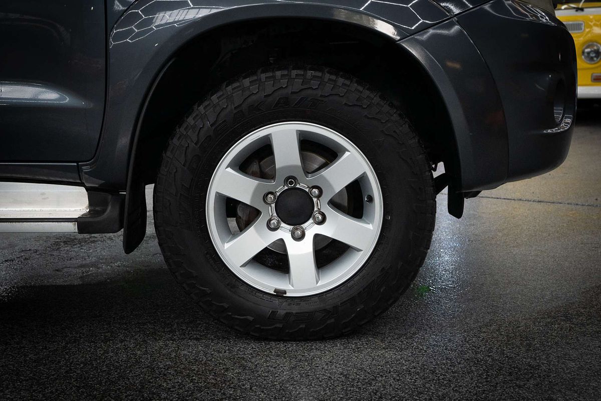 2010 Toyota Hilux SR5 KUN26R 4X4
